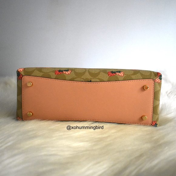 Coach | Mini Lillie Carryall In Signature Canvas With Strawberry Print - Picture 11 of 12